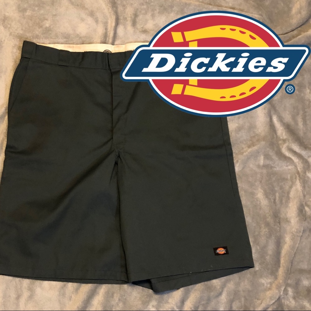 Dickies Men's Big & Tall 13" Loose Fit Twill Cargo
